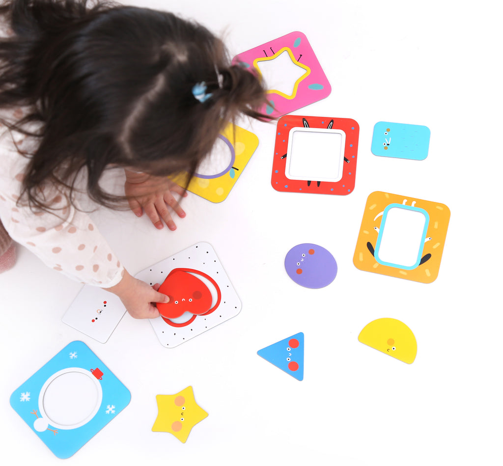 Banana Panda - On-the-Go Puzzle Discovering Shapes - Little Genius