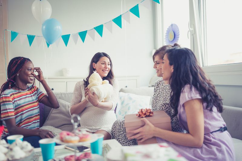 10 Things You Need to Know About Awesome Baby Showers